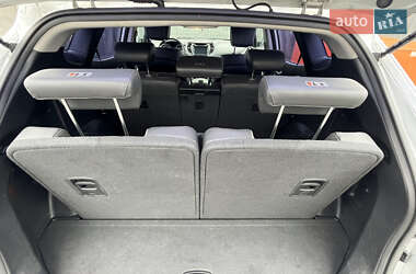 Внедорожник / Кроссовер Hyundai Santa FE 2014 в 