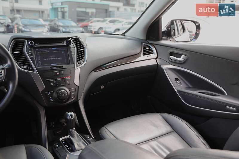 Позашляховик / Кросовер Hyundai Santa FE 2013 в Харкові