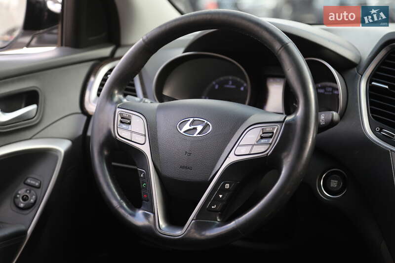 Позашляховик / Кросовер Hyundai Santa FE 2013 в Харкові