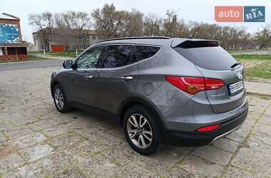 Внедорожник / Кроссовер Hyundai Santa FE 2012 в 