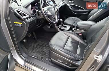 Внедорожник / Кроссовер Hyundai Santa FE 2012 в 