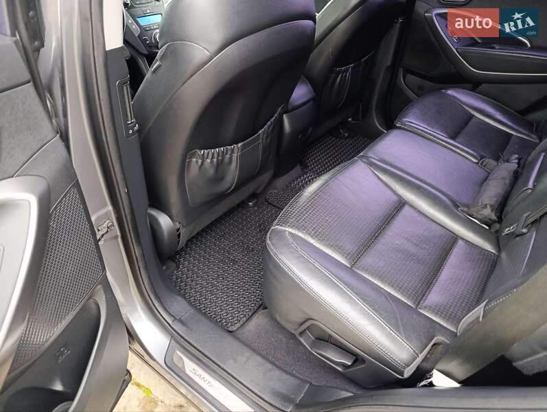 Внедорожник / Кроссовер Hyundai Santa FE 2012 в Белгороде-Днестровском