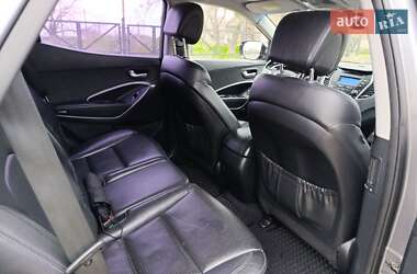 Внедорожник / Кроссовер Hyundai Santa FE 2012 в 