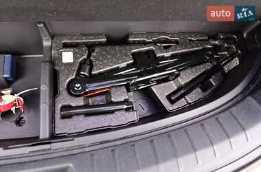 Внедорожник / Кроссовер Hyundai Santa FE 2012 в 