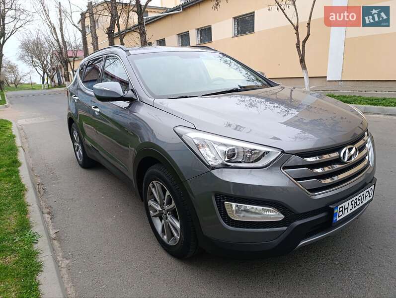 Внедорожник / Кроссовер Hyundai Santa FE 2012 в Белгороде-Днестровском