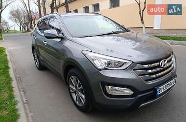 Внедорожник / Кроссовер Hyundai Santa FE 2012 в 