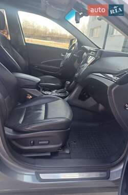 Внедорожник / Кроссовер Hyundai Santa FE 2014 в 