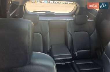 Внедорожник / Кроссовер Hyundai Santa FE 2014 в 