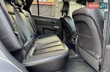 Позашляховик / Кросовер Hyundai Santa FE 2011 в 