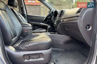 Позашляховик / Кросовер Hyundai Santa FE 2011 в 