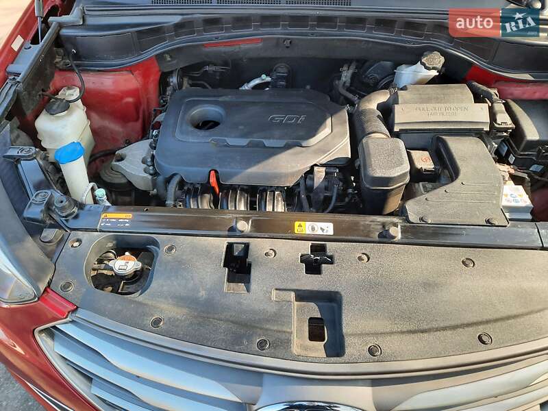 Позашляховик / Кросовер Hyundai Santa FE 2016 в Борисполі