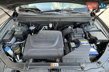 Внедорожник / Кроссовер Hyundai Santa FE 2012 в 