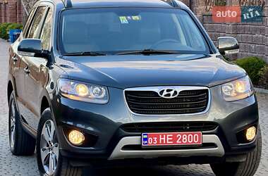 Внедорожник / Кроссовер Hyundai Santa FE 2012 в 