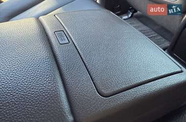 Внедорожник / Кроссовер Hyundai Santa FE 2012 в 