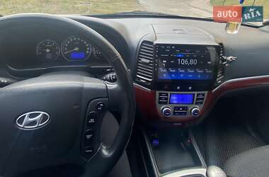 Внедорожник / Кроссовер Hyundai Santa FE 2005 в 
