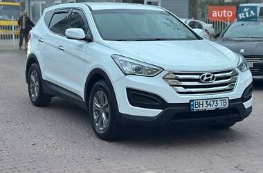 Позашляховик / Кросовер Hyundai Santa FE 2015 в 