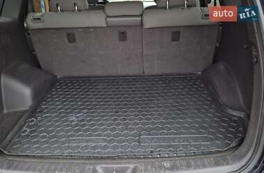 Внедорожник / Кроссовер Hyundai Santa FE 2010 в 