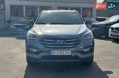 Внедорожник / Кроссовер Hyundai Santa FE 2017 в 