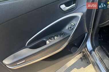 Внедорожник / Кроссовер Hyundai Santa FE 2014 в 