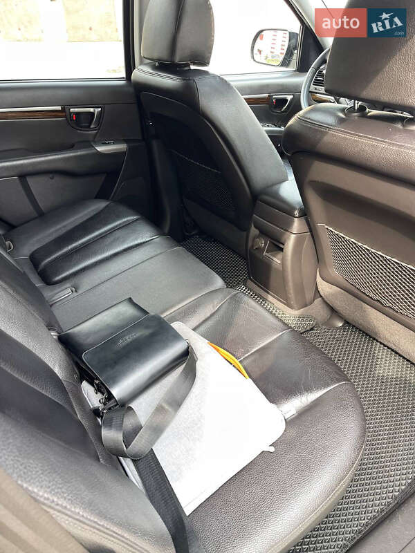 Внедорожник / Кроссовер Hyundai Santa FE 2010 в Каменец-Подольском