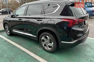 Позашляховик / Кросовер Hyundai Santa FE 2021 в 