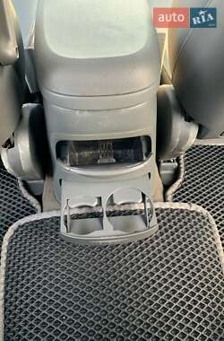 Внедорожник / Кроссовер Hyundai Santa FE 2004 в 