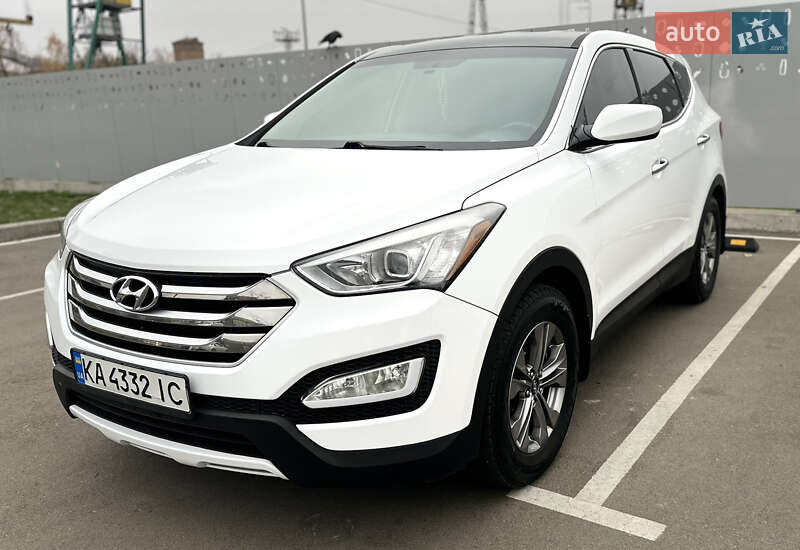 Позашляховик / Кросовер Hyundai Santa FE 2015 в Києві