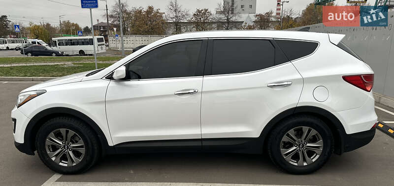 Позашляховик / Кросовер Hyundai Santa FE 2015 в Києві