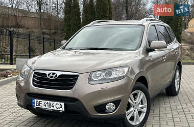 Внедорожник / Кроссовер Hyundai Santa FE 2011 в 