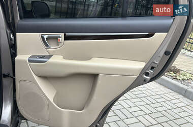 Внедорожник / Кроссовер Hyundai Santa FE 2011 в 