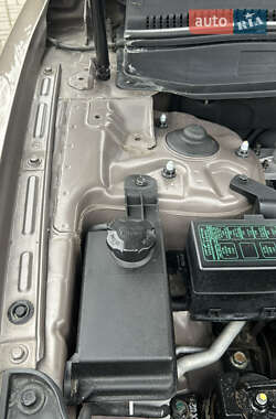 Внедорожник / Кроссовер Hyundai Santa FE 2011 в 