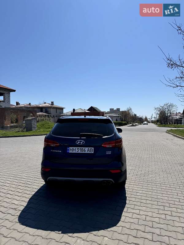 Позашляховик / Кросовер Hyundai Santa FE 2015 в Одесі