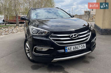Внедорожник / Кроссовер Hyundai Santa FE 2016 в 