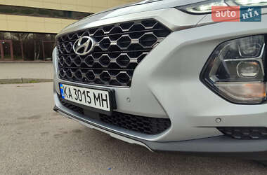 Внедорожник / Кроссовер Hyundai Santa FE 2018 в 