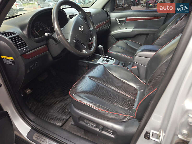 Позашляховик / Кросовер Hyundai Santa FE 2008 в Києві