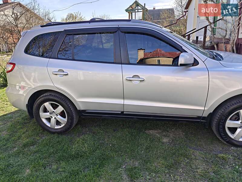 Позашляховик / Кросовер Hyundai Santa FE 2008 в Києві