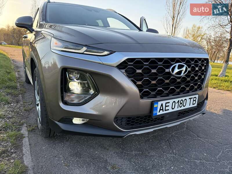 Позашляховик / Кросовер Hyundai Santa FE 2018 в Кам'янському