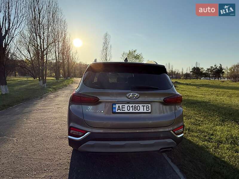 Позашляховик / Кросовер Hyundai Santa FE 2018 в Кам'янському