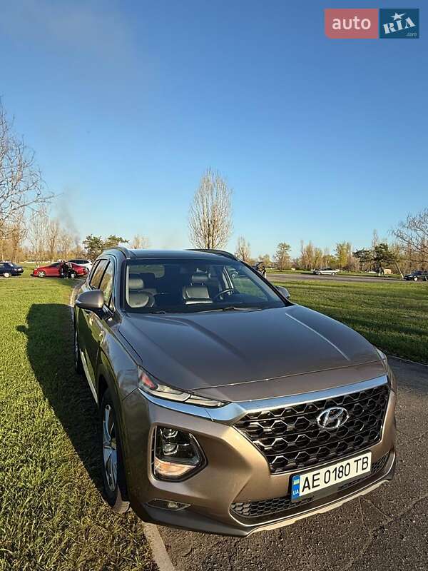 Позашляховик / Кросовер Hyundai Santa FE 2018 в Кам'янському