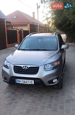 Позашляховик / Кросовер Hyundai Santa FE 2011 в 