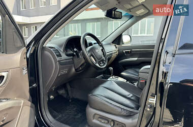 Внедорожник / Кроссовер Hyundai Santa FE 2011 в 