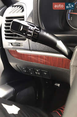 Внедорожник / Кроссовер Hyundai Santa FE 2008 в 