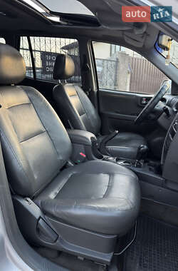 Позашляховик / Кросовер Hyundai Santa FE 2003 в 