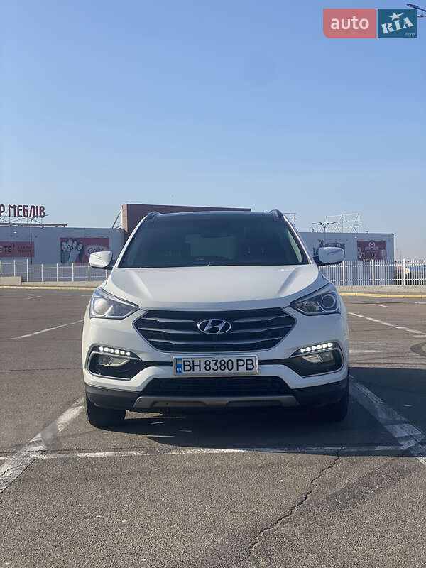 Позашляховик / Кросовер Hyundai Santa FE 2017 в Одесі
