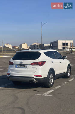 Внедорожник / Кроссовер Hyundai Santa FE 2017 в 