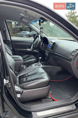 Внедорожник / Кроссовер Hyundai Santa FE 2010 в 