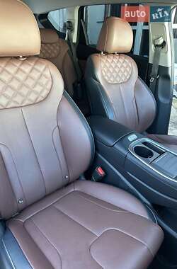 Позашляховик / Кросовер Hyundai Santa FE 2021 в 