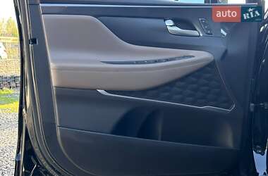 Внедорожник / Кроссовер Hyundai Santa FE 2023 в 