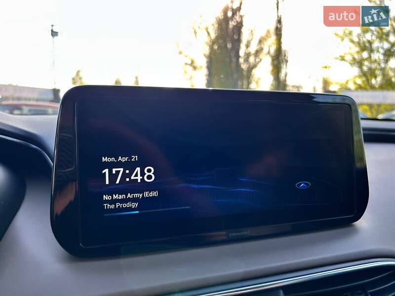 Позашляховик / Кросовер Hyundai Santa FE 2023 в Миколаєві