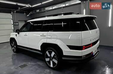 Внедорожник / Кроссовер Hyundai Santa FE 2024 в 